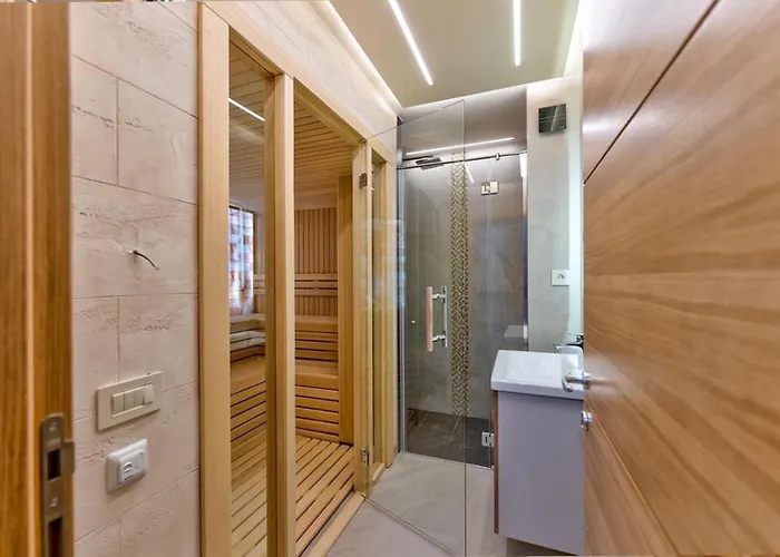 Apartment Villa, Sauna, Free Parking Near And Center *